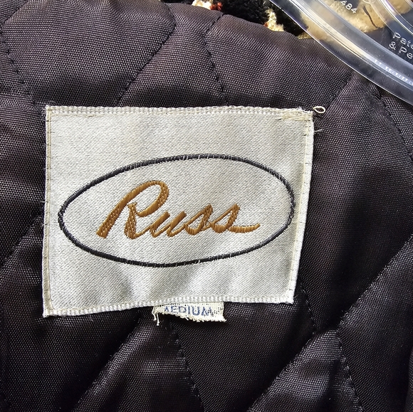 Vintage 1970s Russ Damask Carpet Coat - Picture 8 of 12